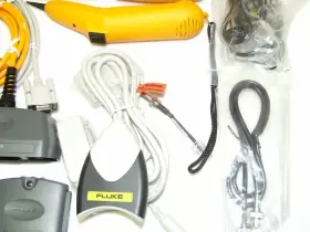 DSP-4100 FLUKE Testers Calibrators #3